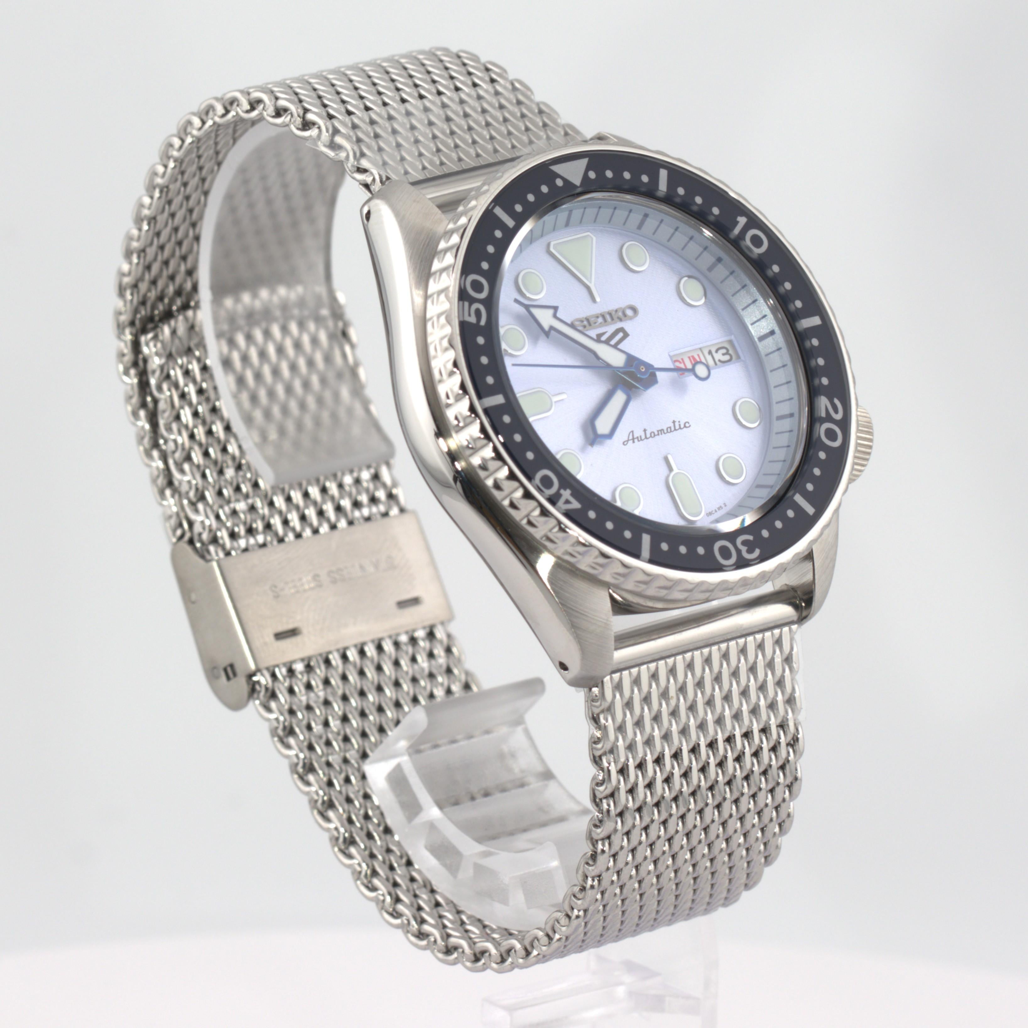 Seiko 5 Sports Blue Sunray Dial SRPE77K1