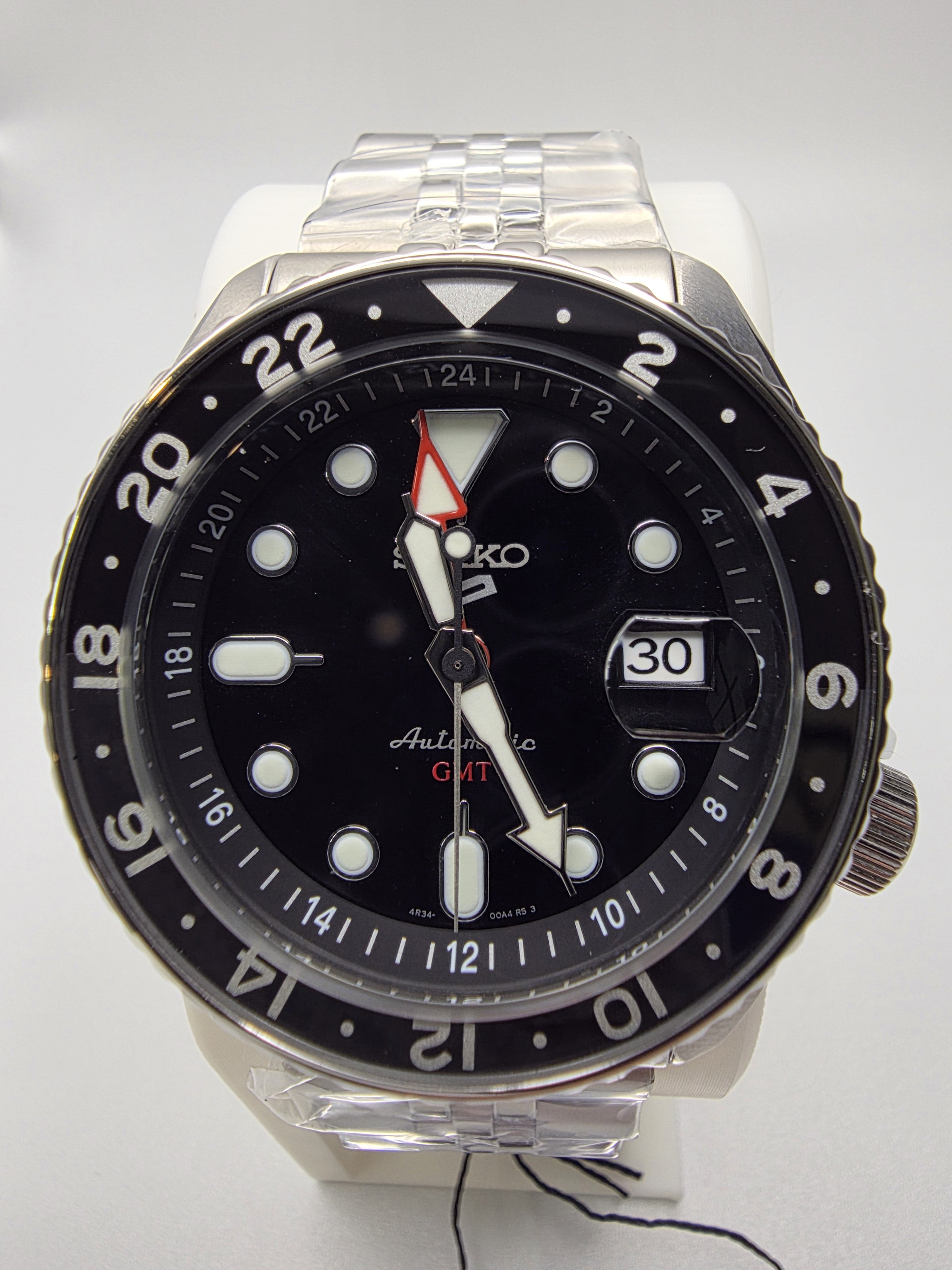 Seiko 5 Five Sports SKX GMT Automatic Watch 100m Black Dial