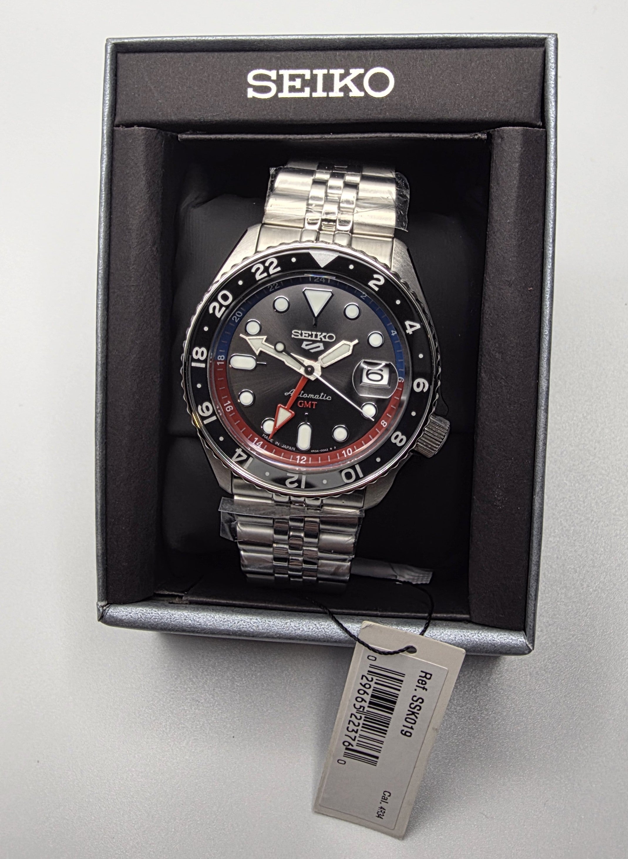 Seiko 5 Sports SKX Sports GMT Series Steel Bracelet Men's Watch