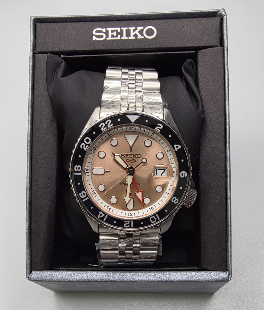 Seiko 5 Sports Slam Dunk Salmon Dial GMT Automatic Watch Limited Edition