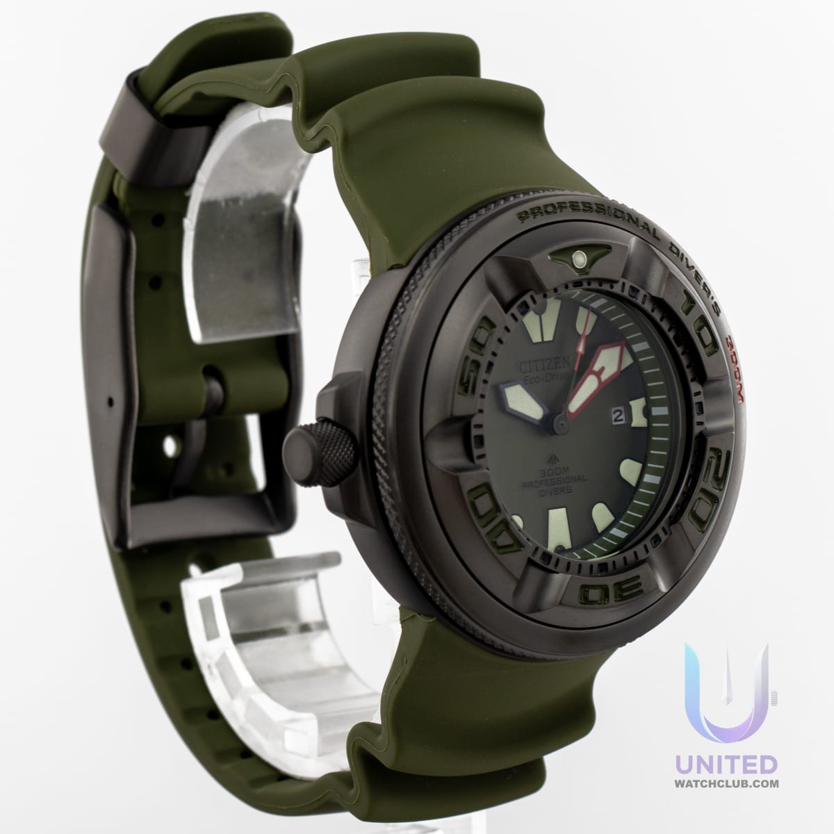 Citizen Promaster Marine green dial diver watch showcasing a robust design and Eco-Drive technology.